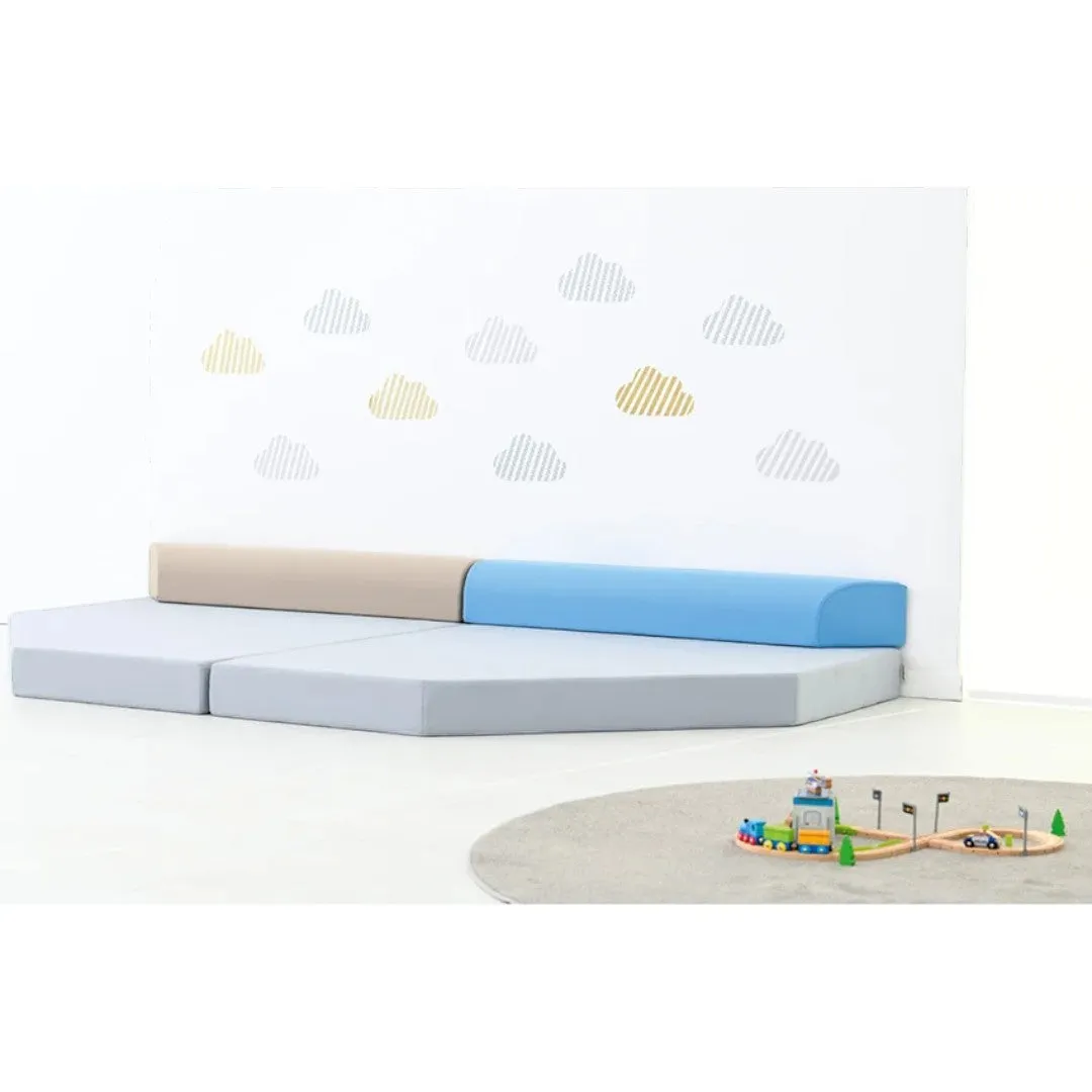 Corner mattresses with backrests