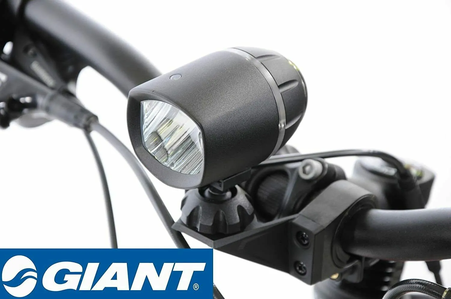 Giant Recon Pro Front Bike Light / Headlight - 250 Lumen - Rechargeable