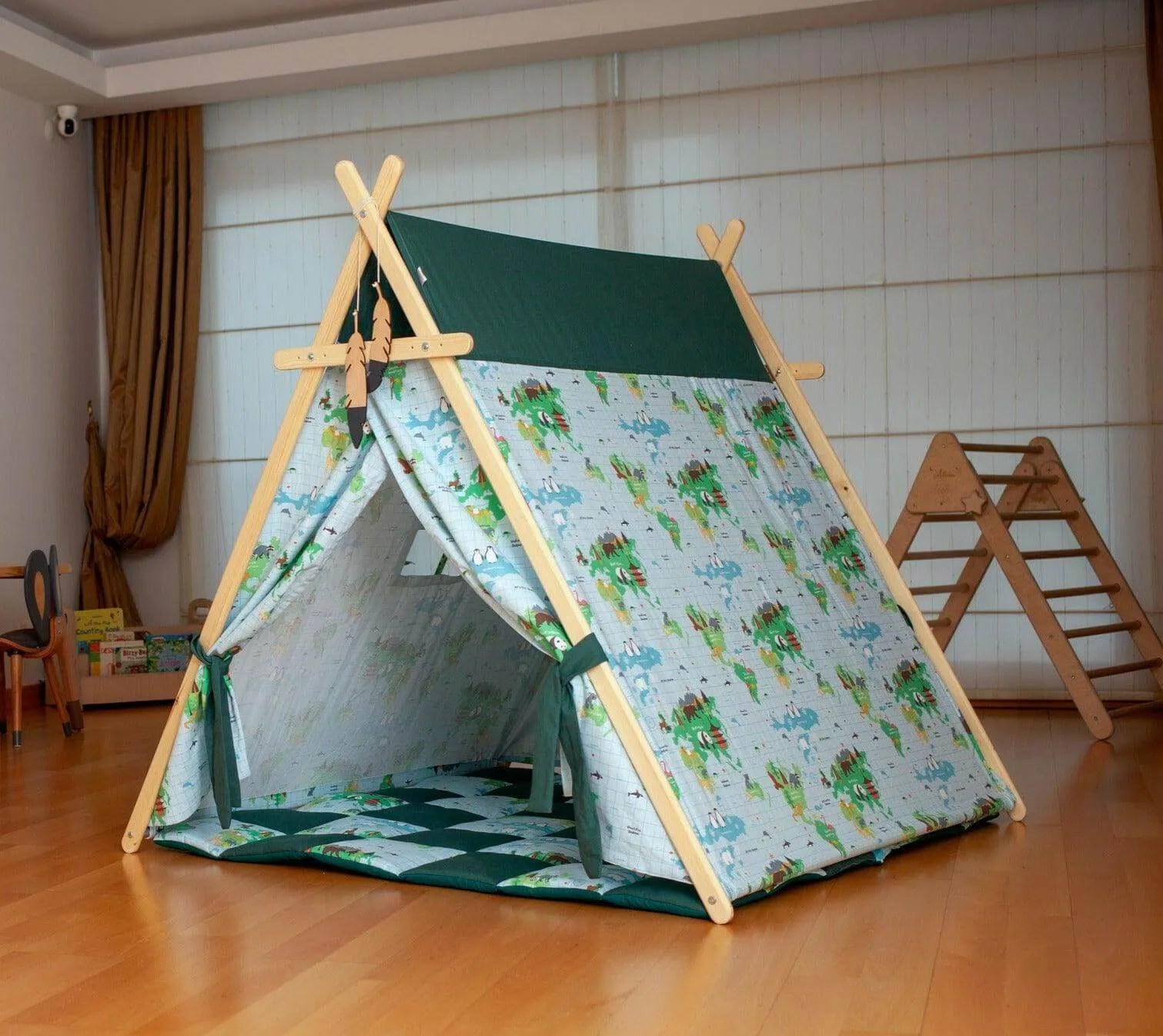 World Map Play Tent and Play Mat